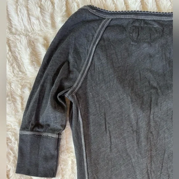 Y2K Vintage Abercrombie & Fitch Henley Top - Picture 9 of 9